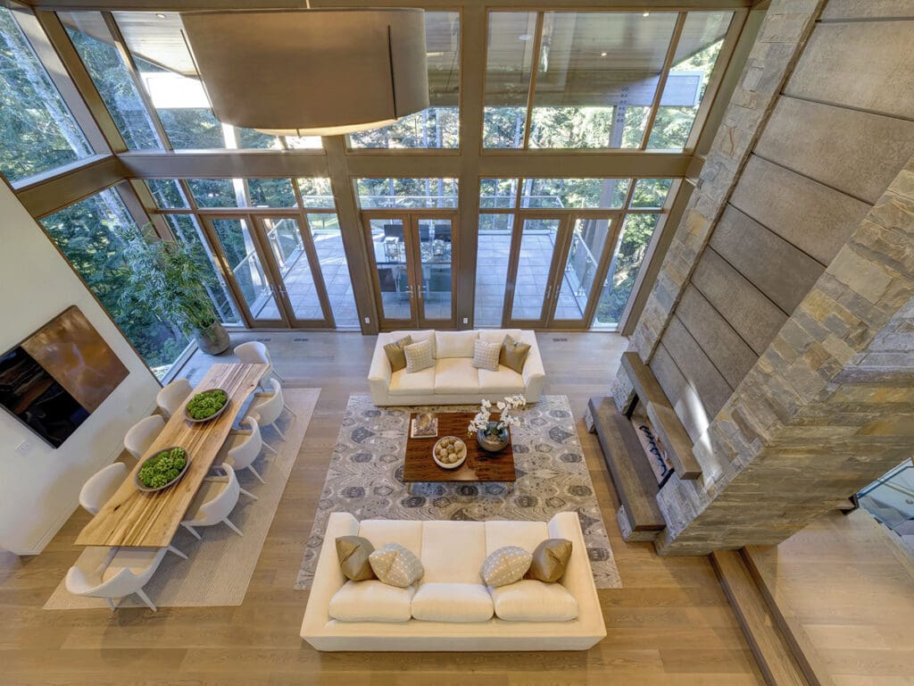 2927AncientCedarsLane